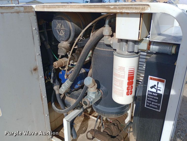 image for item EN8568 Boss Industries Bullet G air compressor