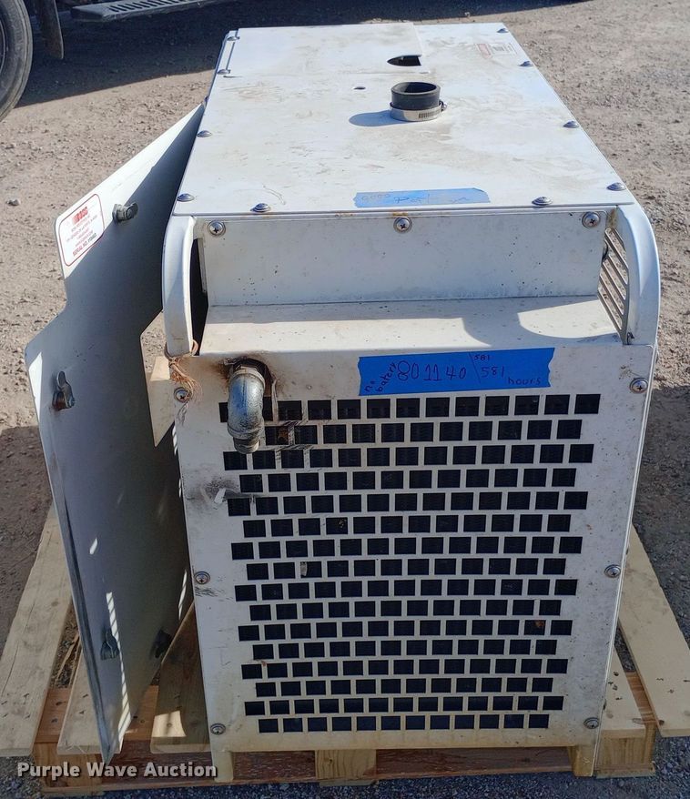 image for item EN8569 Boss Industries Bullet G air compressor