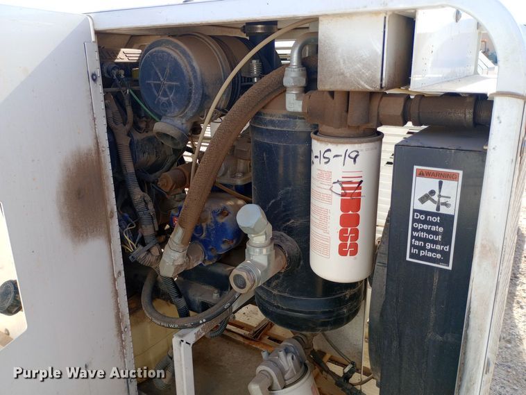 image for item EN8569 Boss Industries Bullet G air compressor