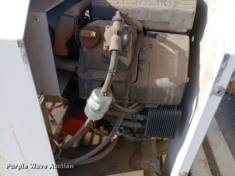 image for item EN8569 Boss Industries Bullet G air compressor