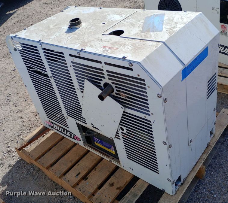 image for item EN8570 Boss Industries Bullet G air compressor