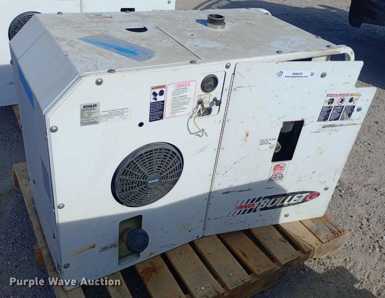 image for item EN8570 Boss Industries Bullet G air compressor