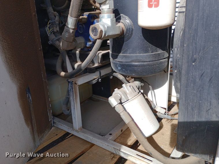 image for item EN8570 Boss Industries Bullet G air compressor