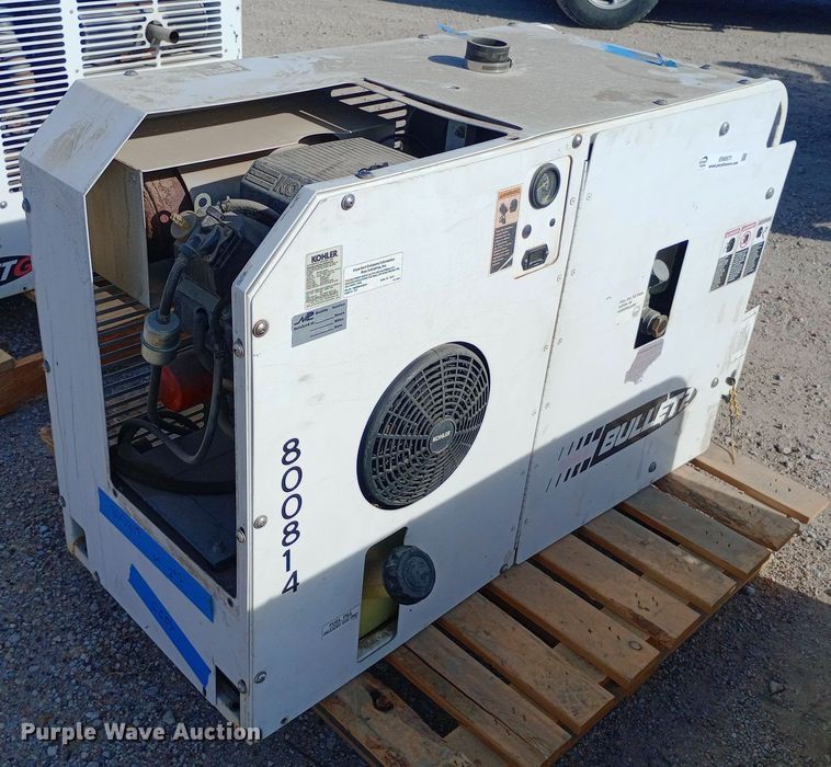 image for item EN8571 Boss Industries Bullet 2 air compressor