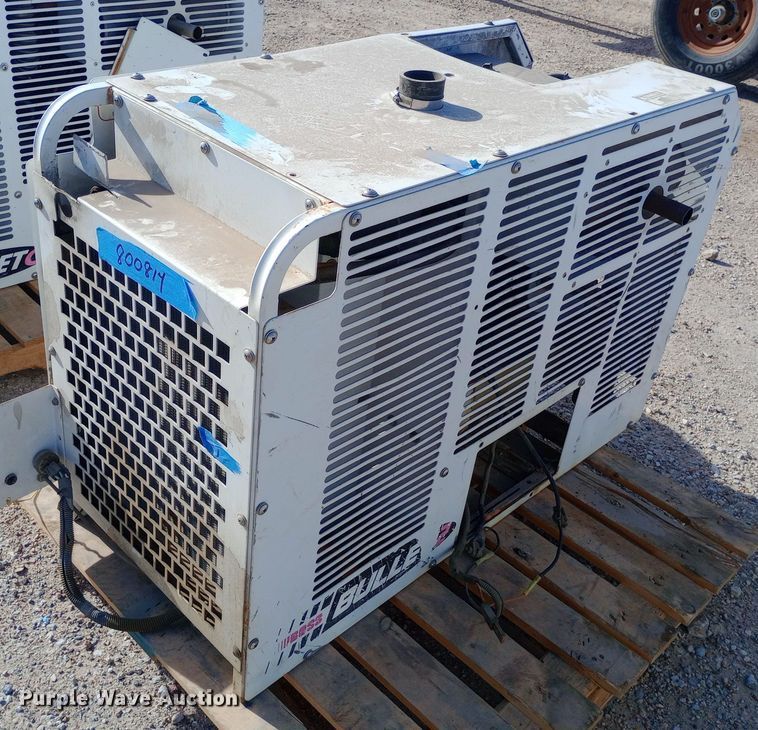 image for item EN8571 Boss Industries Bullet 2 air compressor