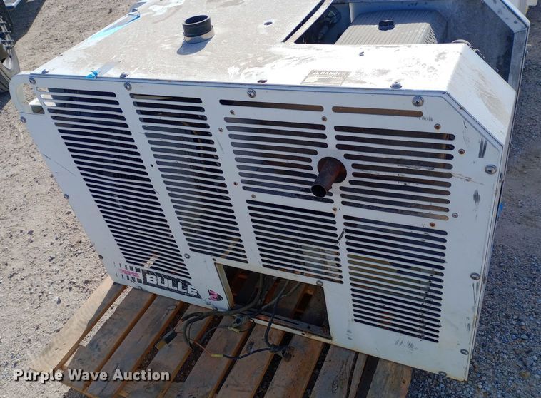 image for item EN8571 Boss Industries Bullet 2 air compressor