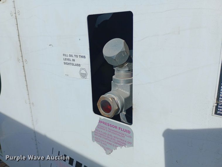 image for item EN8571 Boss Industries Bullet 2 air compressor