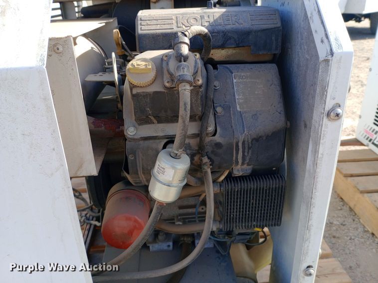 image for item EN8571 Boss Industries Bullet 2 air compressor