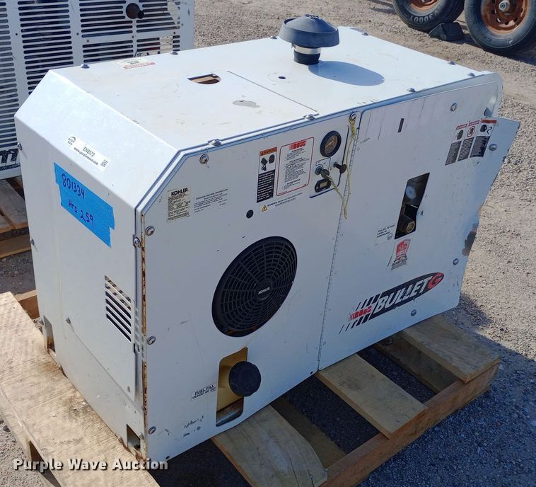 image for item EN8572 Boss Industries Bullet G air compressor
