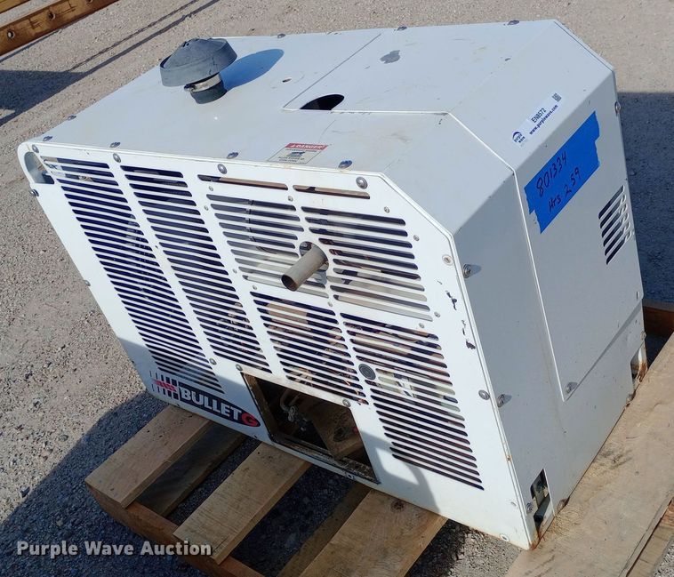 image for item EN8572 Boss Industries Bullet G air compressor