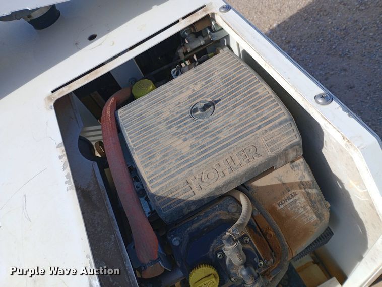 image for item EN8572 Boss Industries Bullet G air compressor