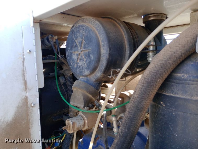 image for item EN8572 Boss Industries Bullet G air compressor