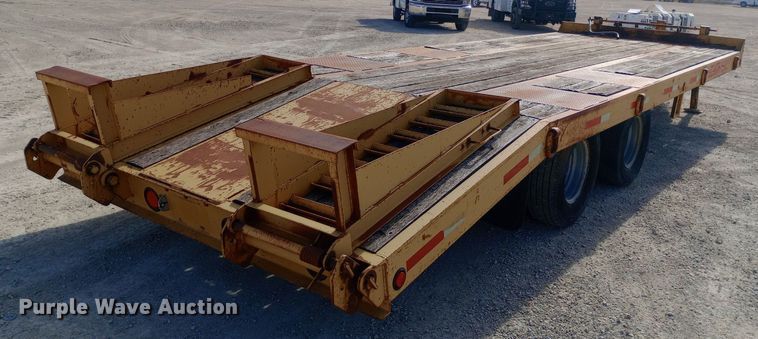 image for item EN8573 2012 Lucon equipment trailer