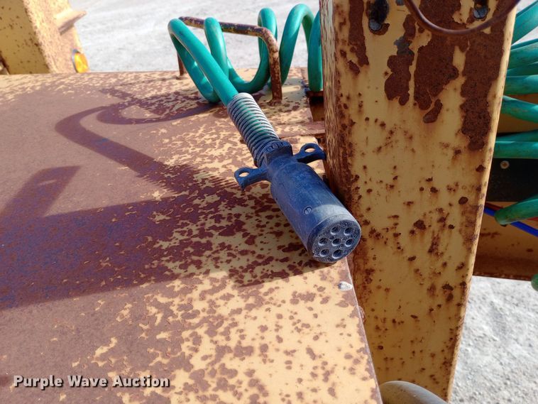 image for item EN8573 2012 Lucon equipment trailer