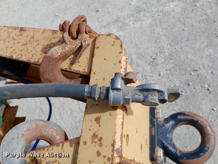 image for item EN8573 2012 Lucon equipment trailer