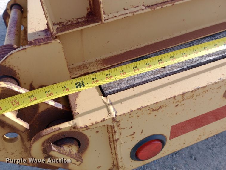 image for item EN8573 2012 Lucon equipment trailer