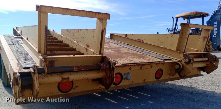 image for item EN8573 2012 Lucon equipment trailer