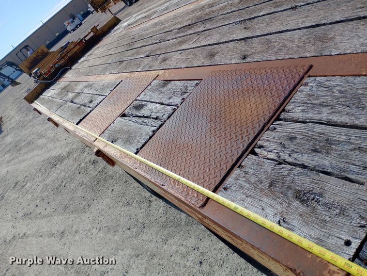 image for item EN8573 2012 Lucon equipment trailer