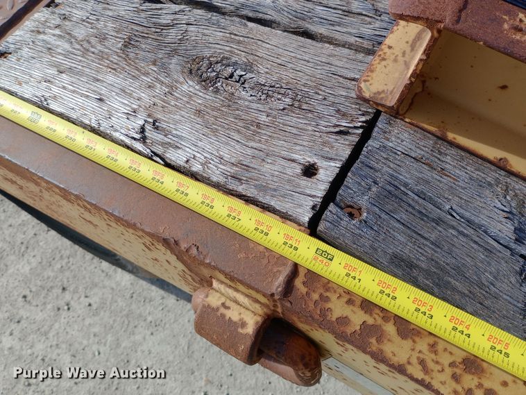 image for item EN8573 2012 Lucon equipment trailer