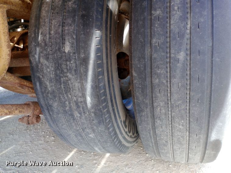 image for item EN8573 2012 Lucon equipment trailer