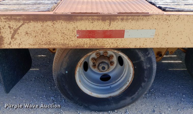 image for item EN8573 2012 Lucon equipment trailer