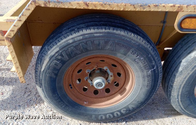 image for item EN8574 2011 Lucon pole trailer