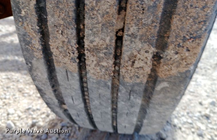 image for item EN8575 2010 Lucon pole trailer