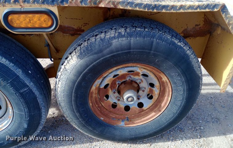 image for item EN8576 2012 Lucon pole trailer