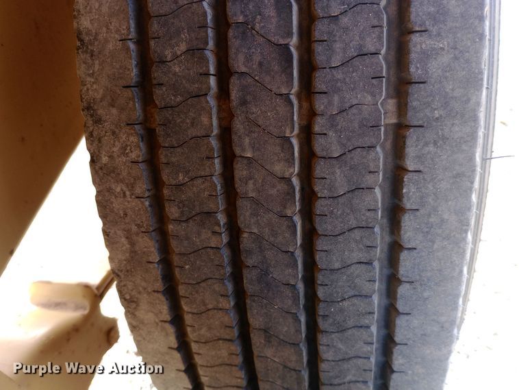 image for item EN8576 2012 Lucon pole trailer