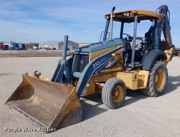 image for item EN8577 2012 John Deere 310J backhoe
