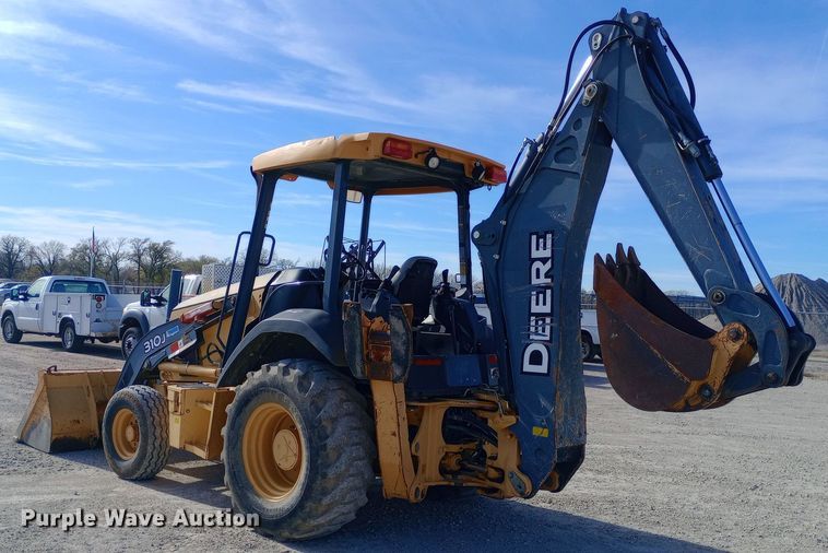 image for item EN8577 2012 John Deere 310J backhoe
