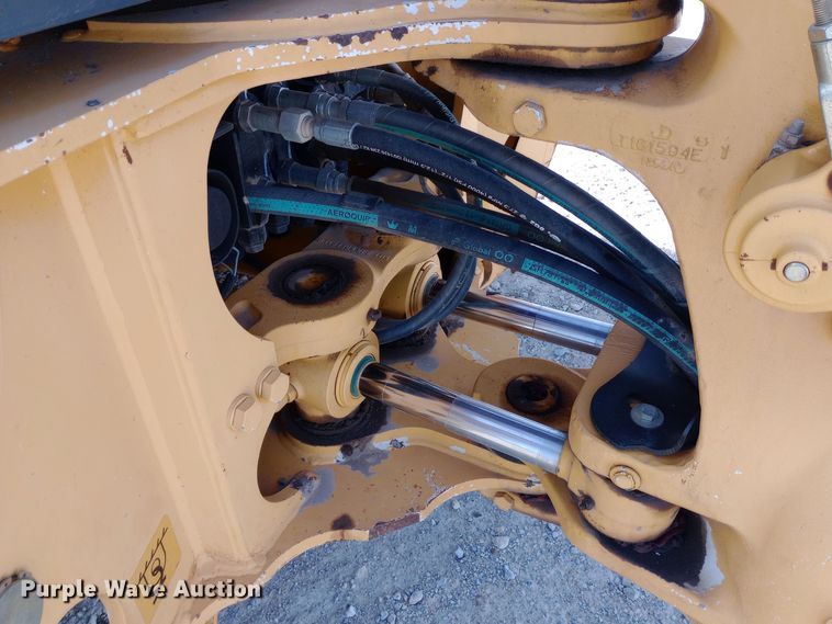 image for item EN8577 2012 John Deere 310J backhoe