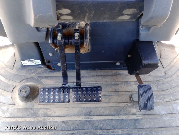 image for item EN8577 2012 John Deere 310J backhoe