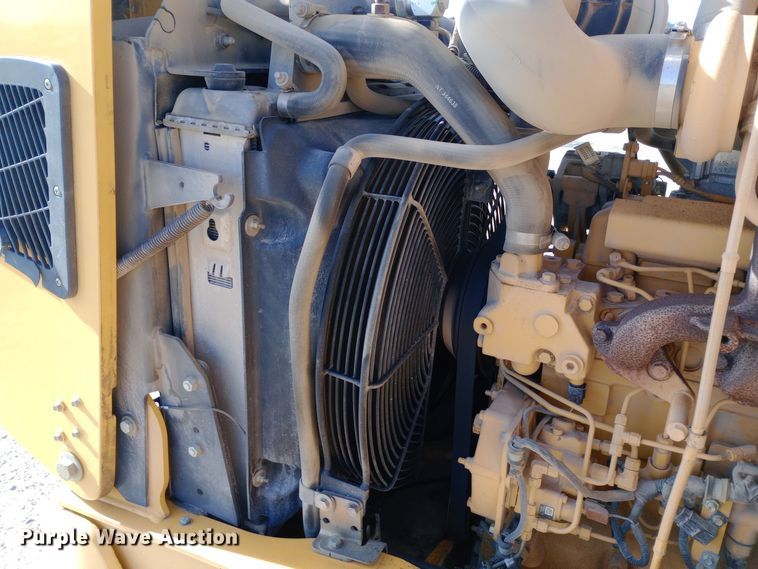 image for item EN8577 2012 John Deere 310J backhoe