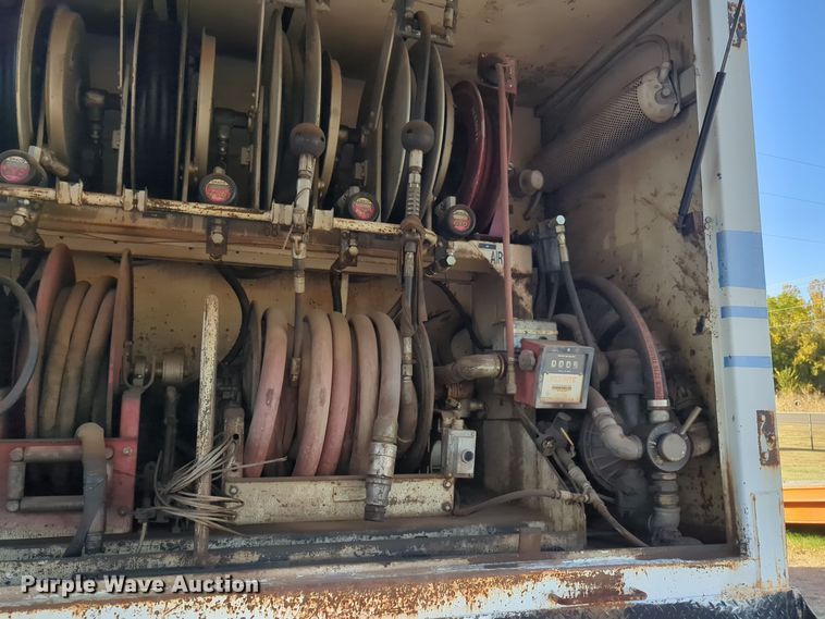 image for item EQ2398 1995 Ford L8000 fuel / lube truck