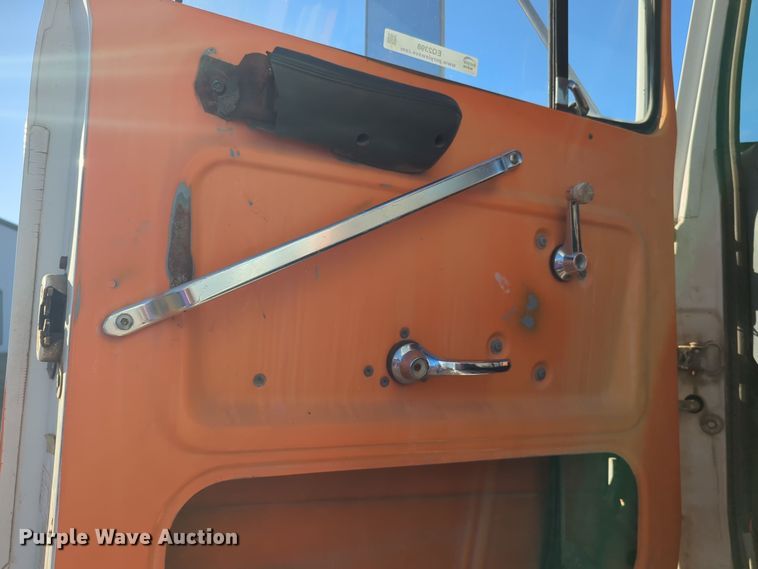 image for item EQ2398 1995 Ford L8000 fuel / lube truck