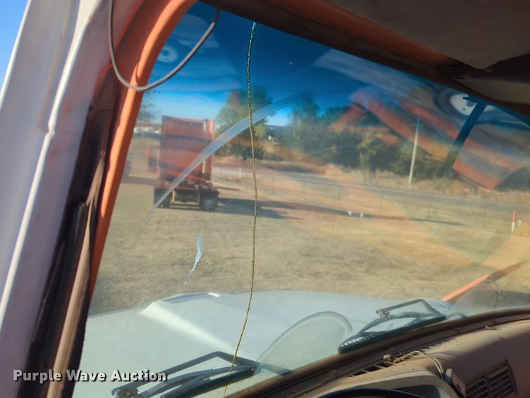 image for item EQ2398 1995 Ford L8000 fuel / lube truck