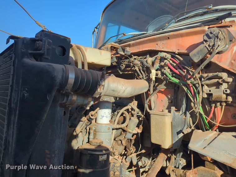 image for item EQ2398 1995 Ford L8000 fuel / lube truck