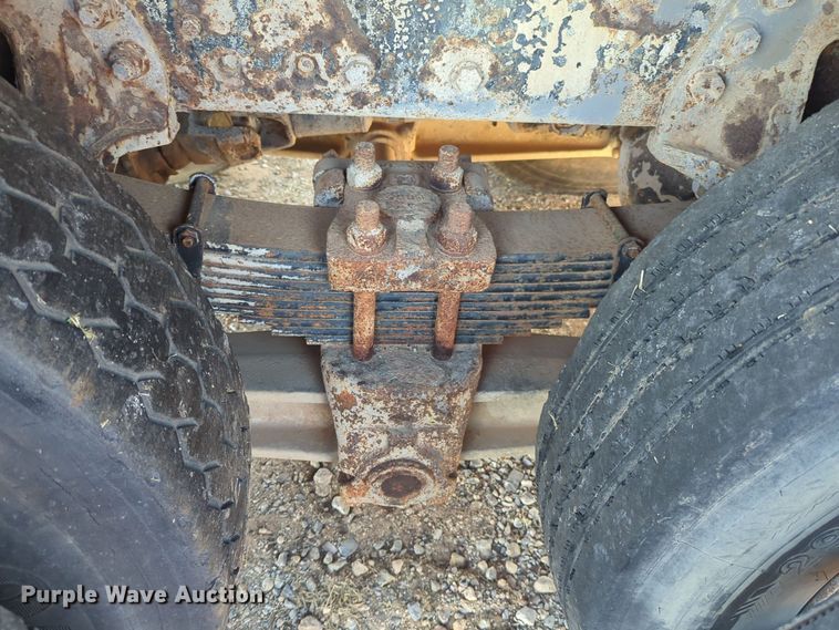 image for item EQ2398 1995 Ford L8000 fuel / lube truck