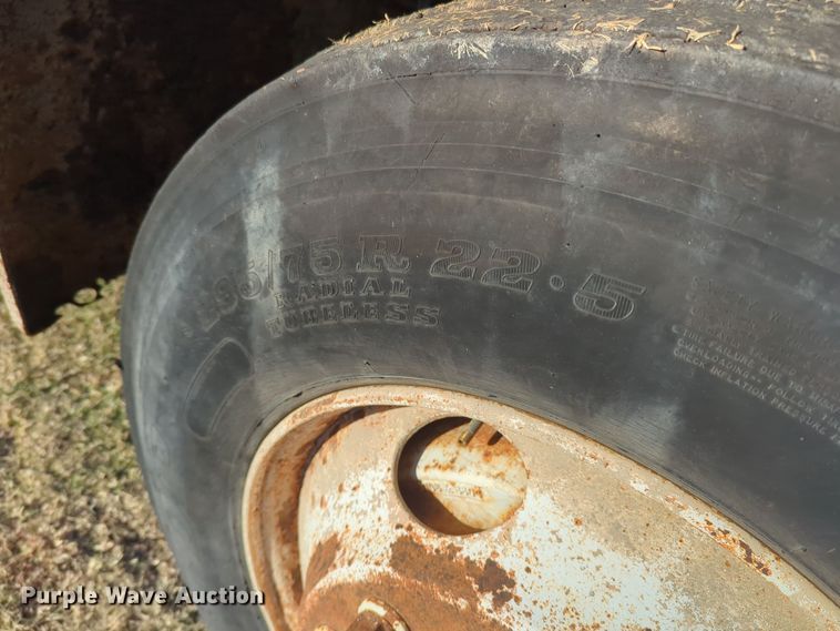 image for item EQ2398 1995 Ford L8000 fuel / lube truck