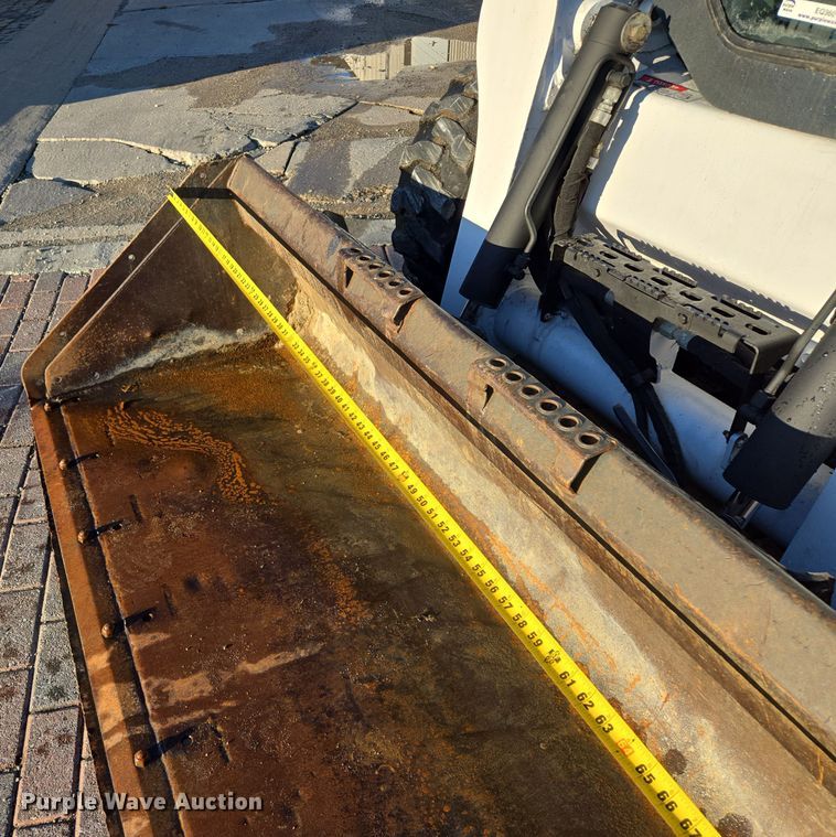 image for item EQ3601 2016 Bobcat  S650 skid steer loader