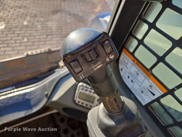 image for item EQ3601 2016 Bobcat  S650 skid steer loader