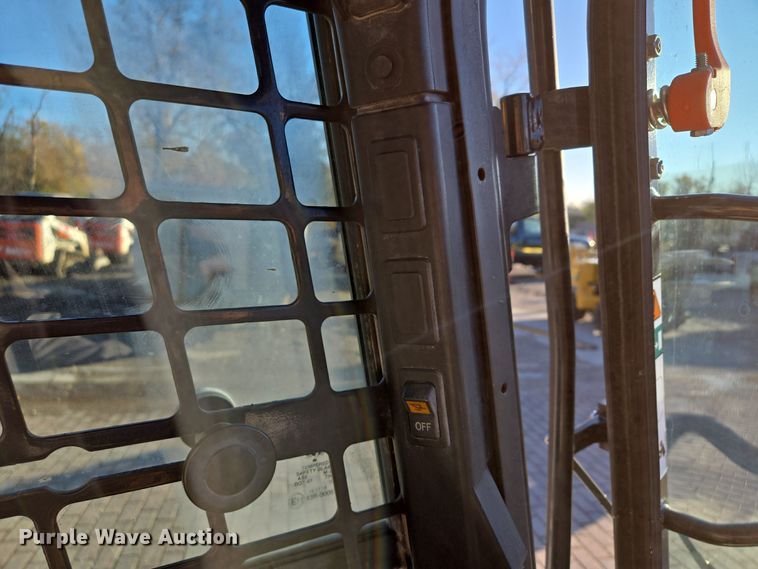 image for item EQ3601 2016 Bobcat  S650 skid steer loader