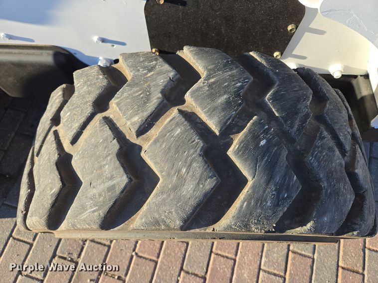 image for item EQ3601 2016 Bobcat  S650 skid steer loader