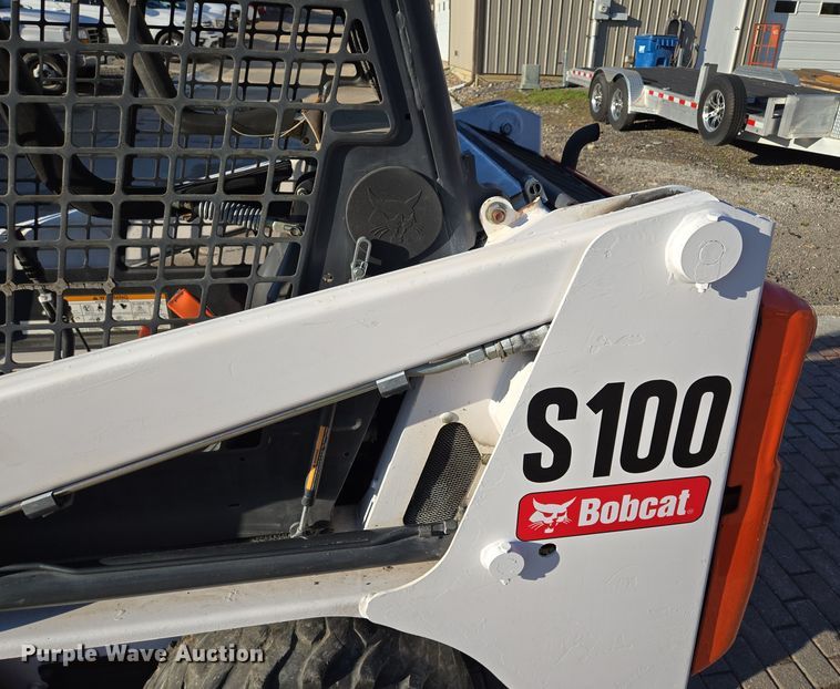 image for item EQ3602 2008 Bobcat  S100 skid steer loader