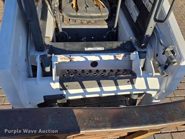 image for item EQ3602 2008 Bobcat  S100 skid steer loader