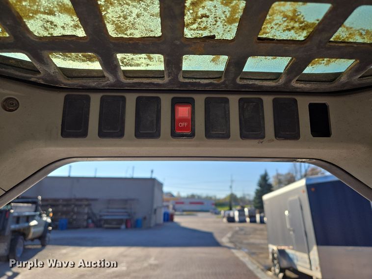 image for item EQ3602 2008 Bobcat  S100 skid steer loader