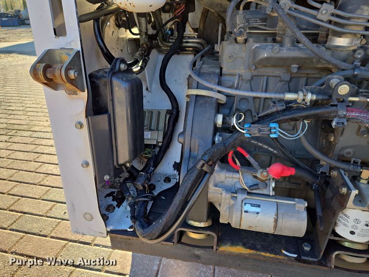 image for item EQ3602 2008 Bobcat  S100 skid steer loader