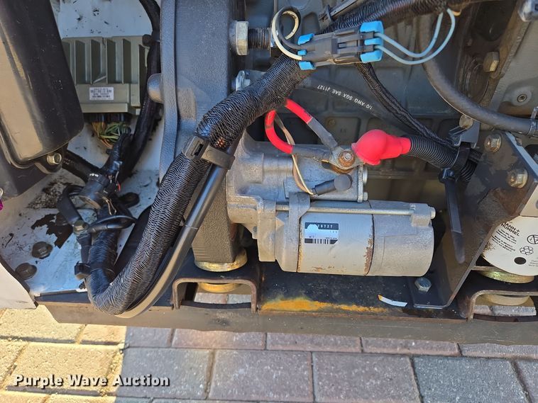 image for item EQ3602 2008 Bobcat  S100 skid steer loader