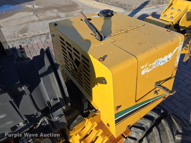 image for item EQ3603 2014 Vermeer  LM42  trencher